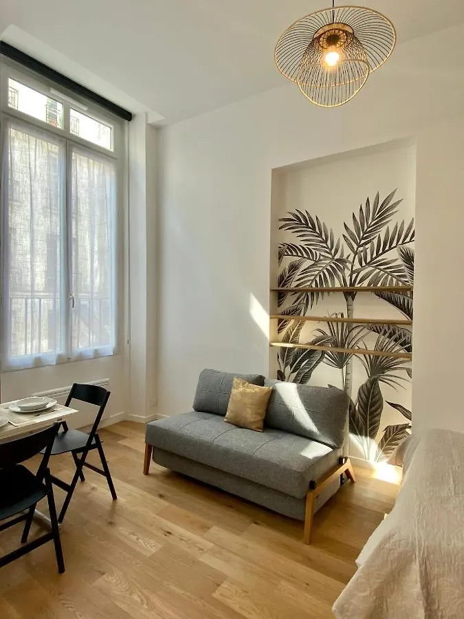 Apartamento Aboukir 2 *